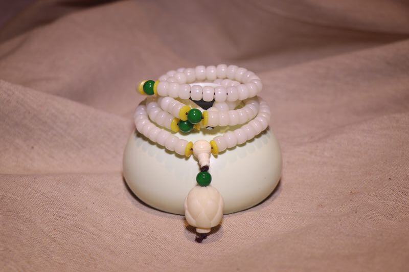 白玉菩提盘玩方法和注意事项,白玉菩提根怎么盘玩和保养