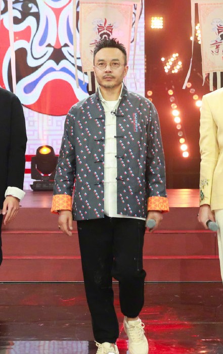 汪涵绿色西装,汪涵穿搭