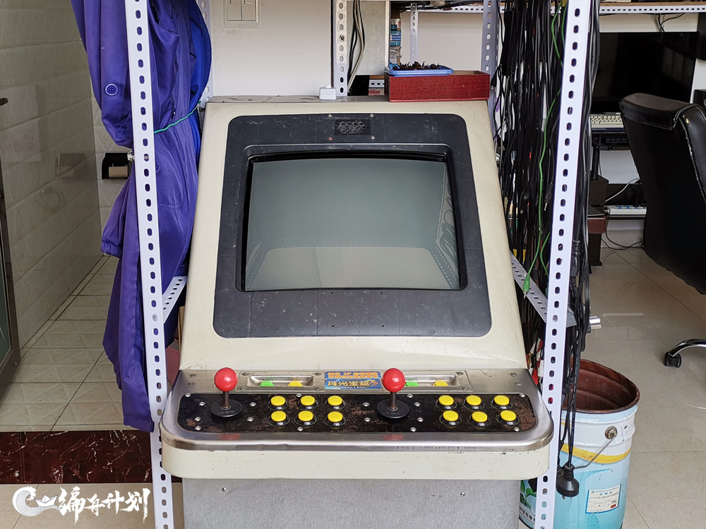 他把街机改成了家用机，一位中年玩家的怀旧之路