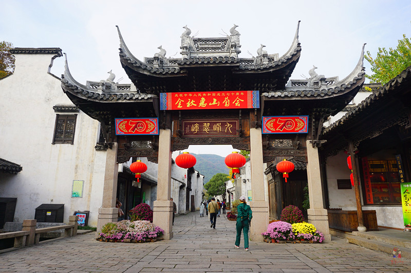 康熙乾隆12次下江南，却去了惠山古镇14次，一个小镇到底藏了啥？