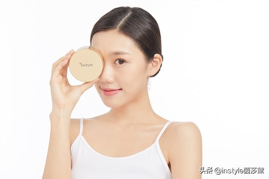 单眼皮画眼影新手教程,怎么样画眼影简单又好看