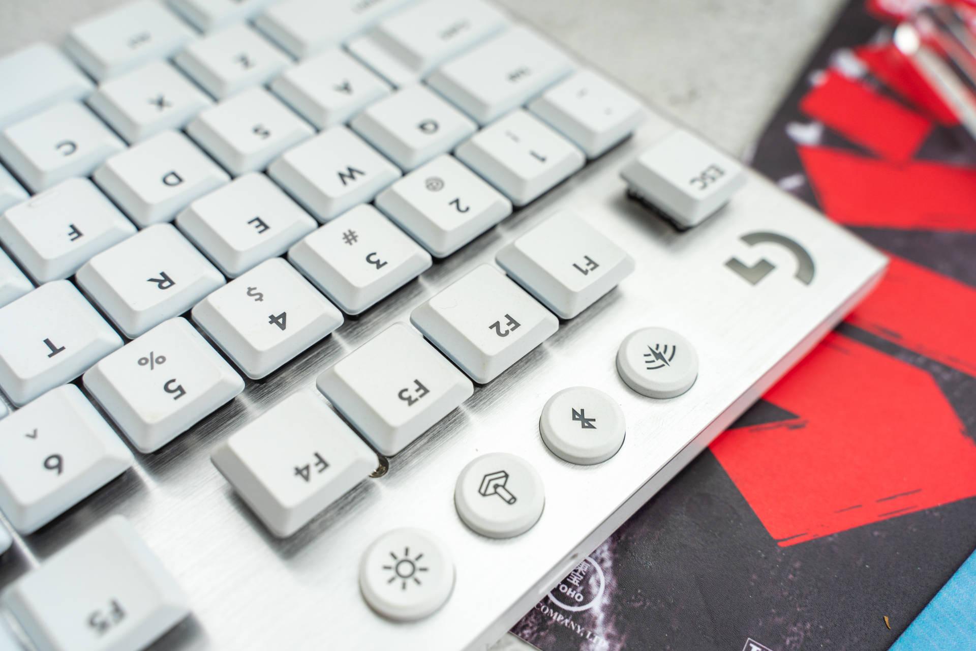 罗技g913tkl与海盗船k70promini,罗技g913和tkl键盘比较