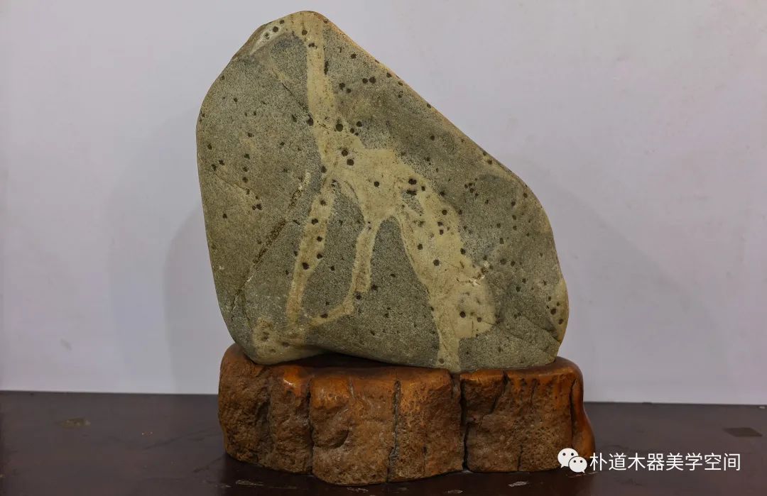 石小乾坤大,石小乾坤大天然灵气多出处