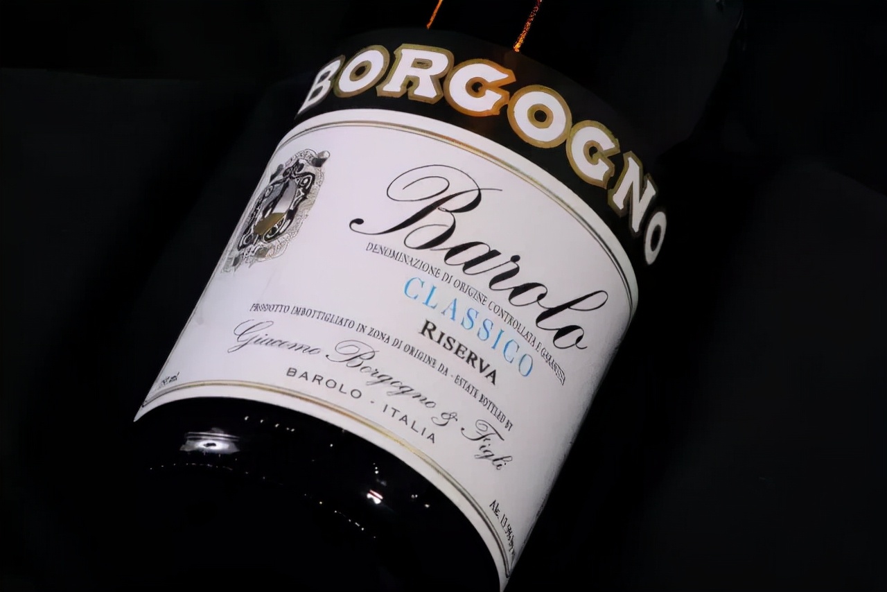 怎样识别葡萄酒的好坏,不开瓶盖如何辨别真假红葡萄酒