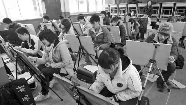 快联考了画得很差怎么办,联考色彩一直画不好是什么原因
