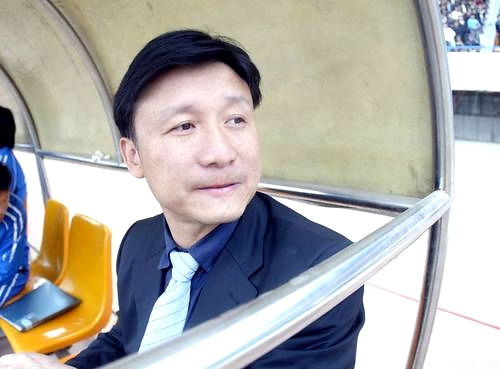 东亚杯2008李玮锋对日本,中韩足球冲突李玮峰