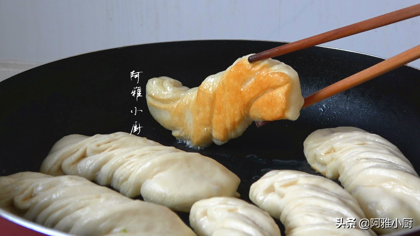 蒸馒头别直接发面多做一步,免发面馒头怎么蒸又松又软