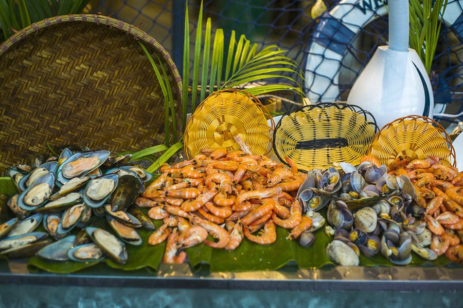 三亚银泰阳光度假酒店附近美食,三亚美食攻略大东海