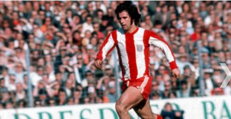 梅罗十大球星,梅罗和贝利谁更强