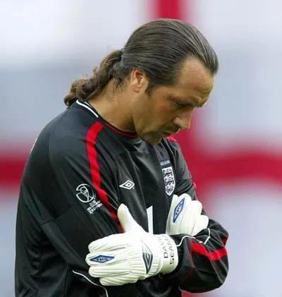 世界足坛十大悲情巨星之劳尔,世界历史十大悲情英雄