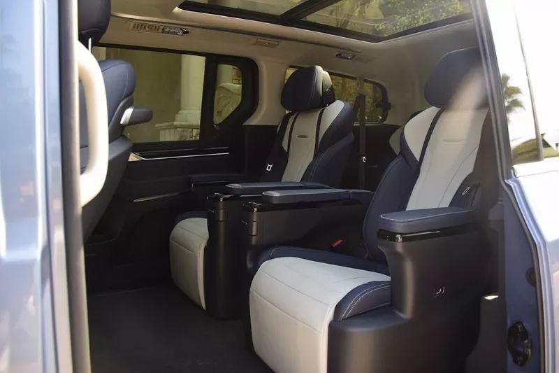 跟埃尔法同级别车型,跟埃尔法一样的豪车