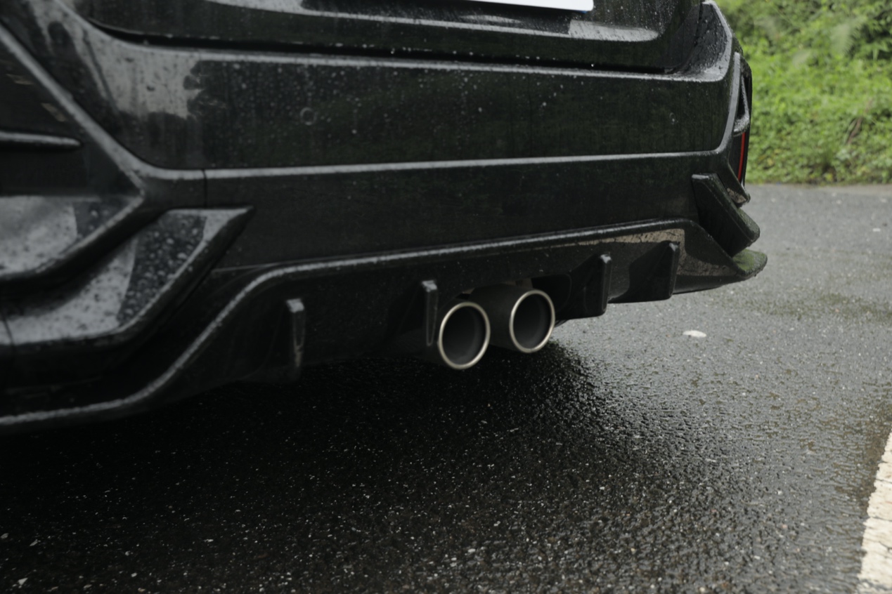 2023本田思域手动劲极版测评,试驾本田思域混动油耗