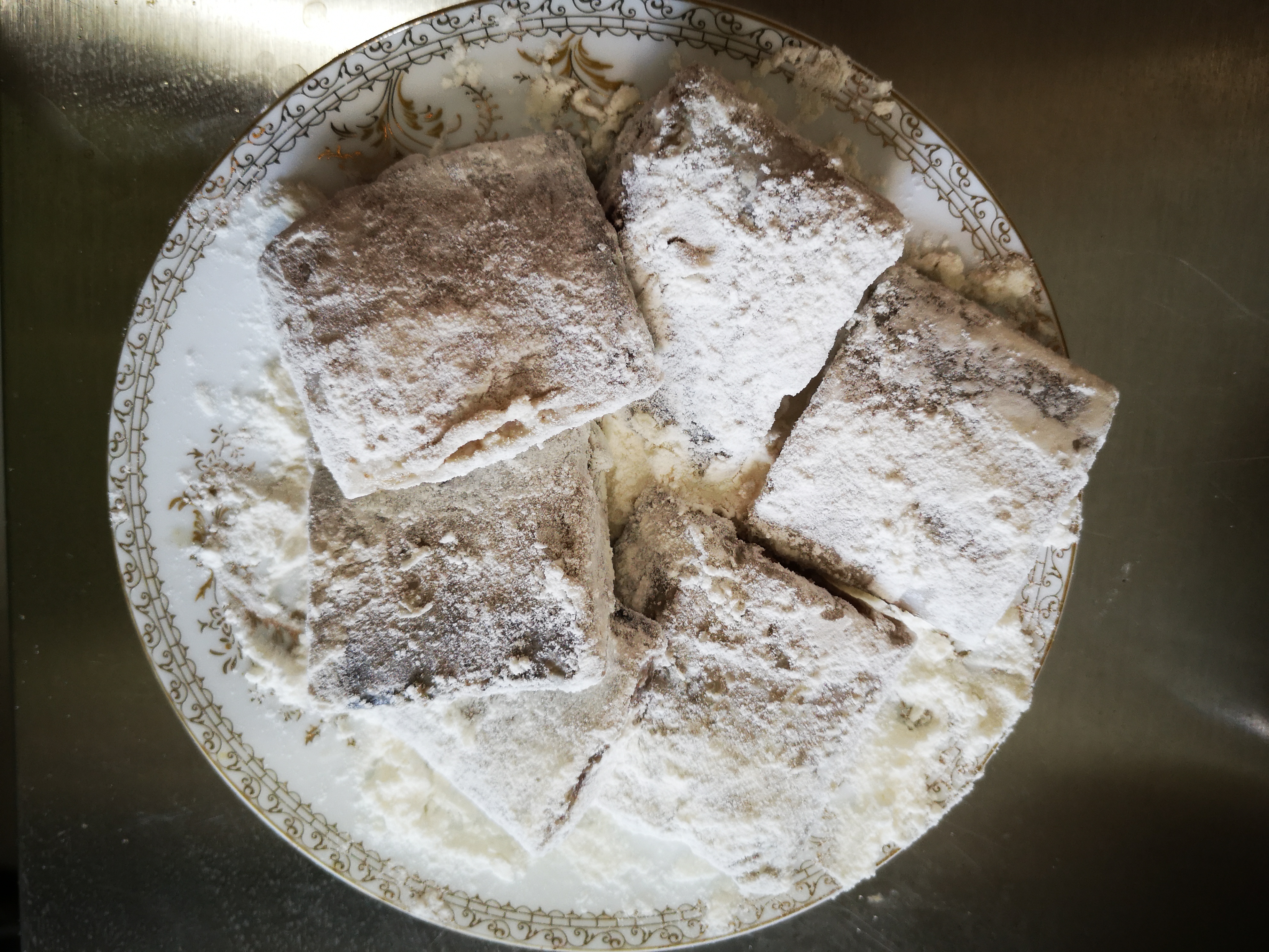 特百惠的锅怎样煎带鱼不粘锅不烂,煎带鱼吃怎么样才能让带鱼不粘锅