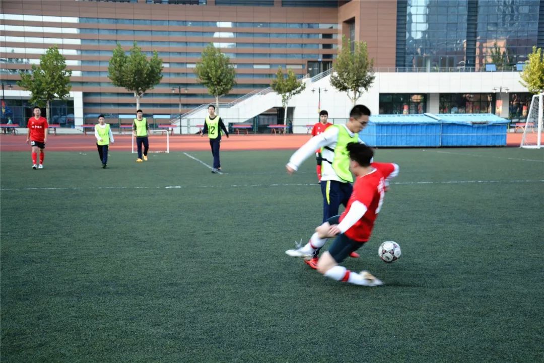 西安中学足球班赛,西安市学生足球联赛比赛