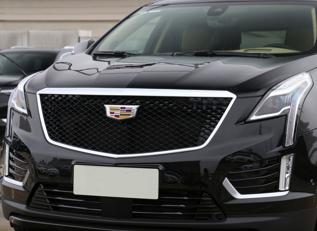 7万公里的凯迪拉克xt5值得买吗,凯迪拉克xt5百公里油耗多少