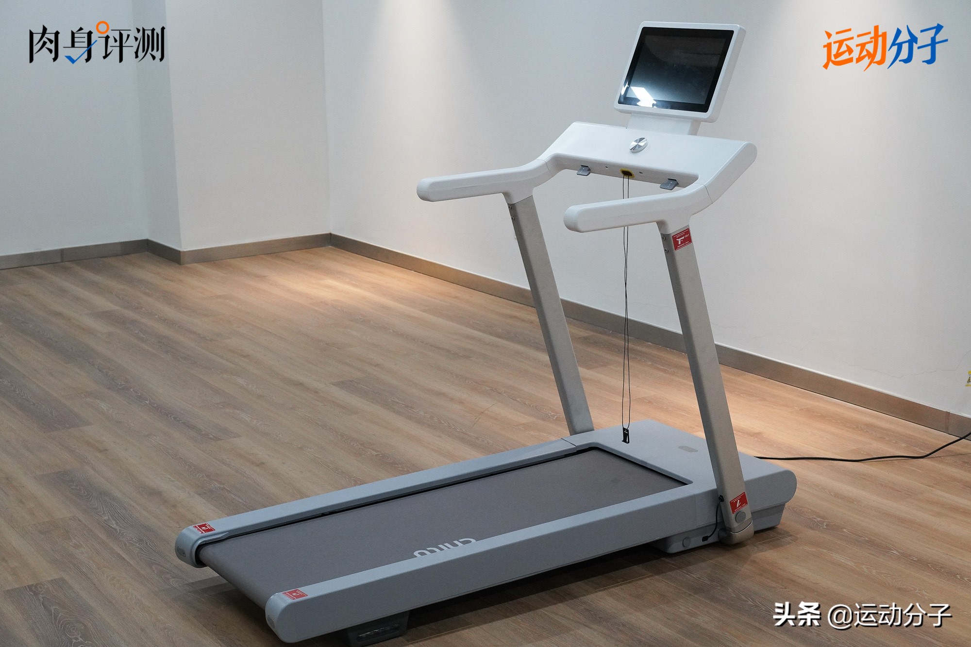 赤兔pro跑步机和gxa跑步机对比,赤兔跑步机和gxa跑步机哪个好