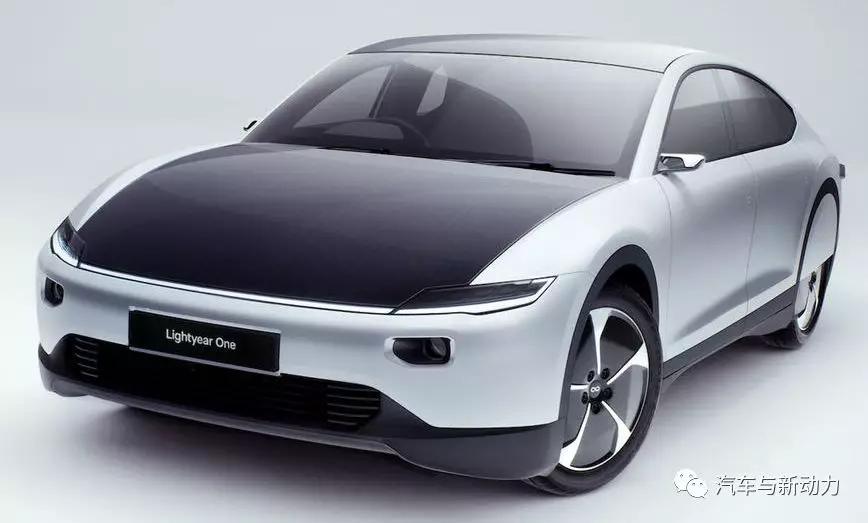 黑科技——太阳能电动车LightyearOne解析