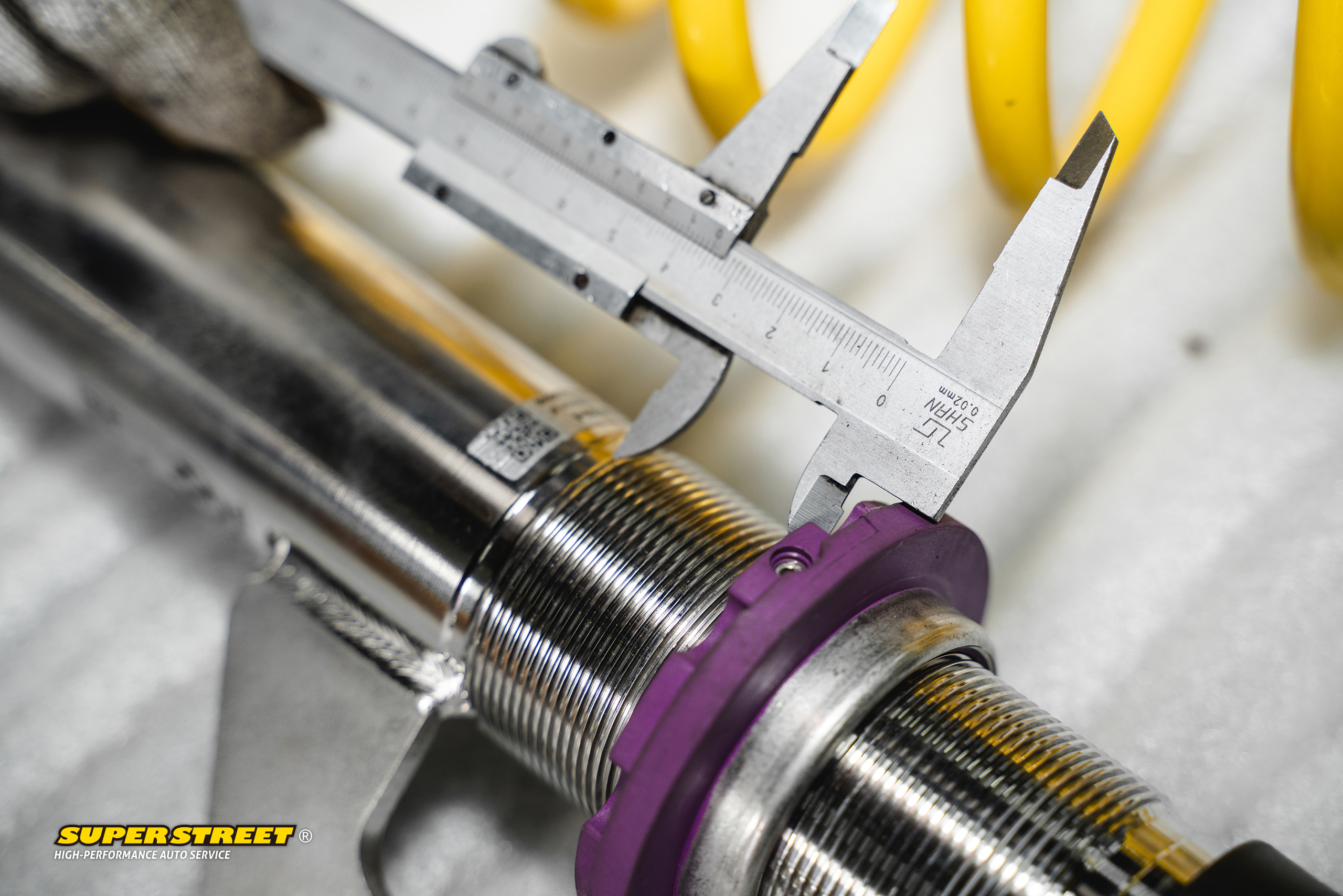 奥迪S3拆掉BILSTEINB16，换上KWV3绞牙避震，只想更舒适。