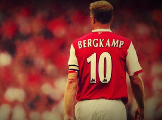 梅西5场8球带队闯进4强,梅西下半场进3球惊天逆转