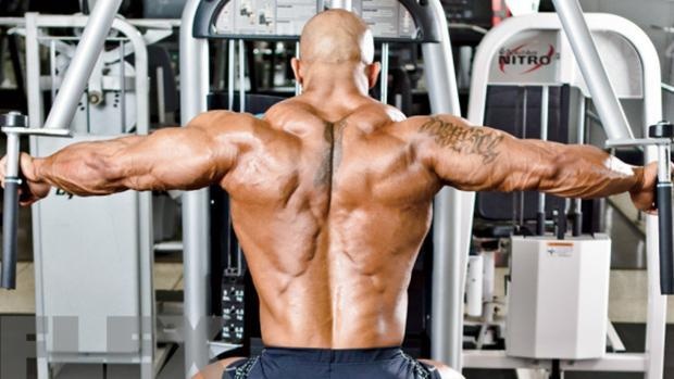 杠铃划船练背标准动作,俯身杠铃划船怎么练上背