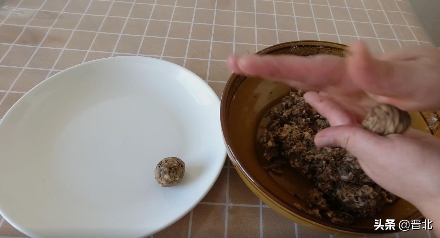 梅菜肉丸子手工,梅菜肉丸子家常做法