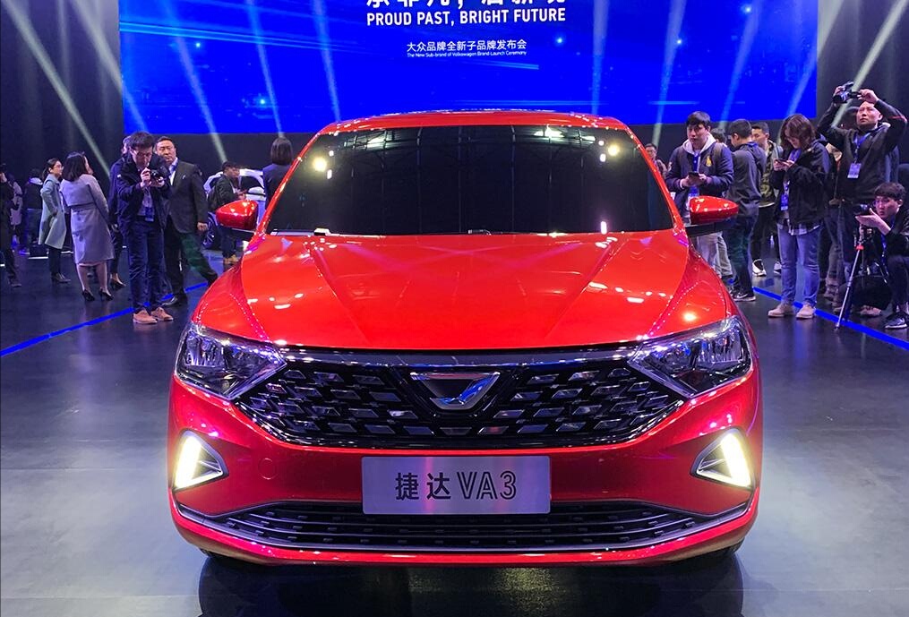 大众捷达升级大屏,大众捷达换车标多少钱