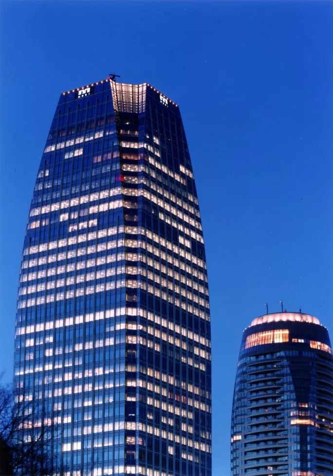 西萨佩里的死因,西萨佩里怎么死的