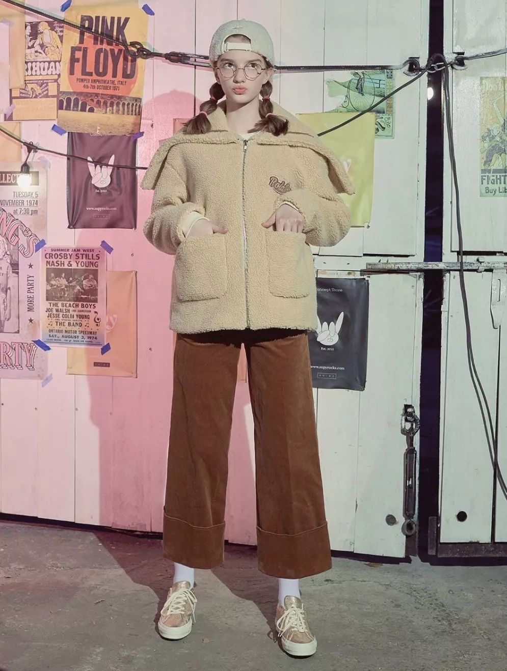 闊╁墽濂充富绌挎惌鍝佺墝,闊╁墽濂宠绌挎惌鍝佺墝