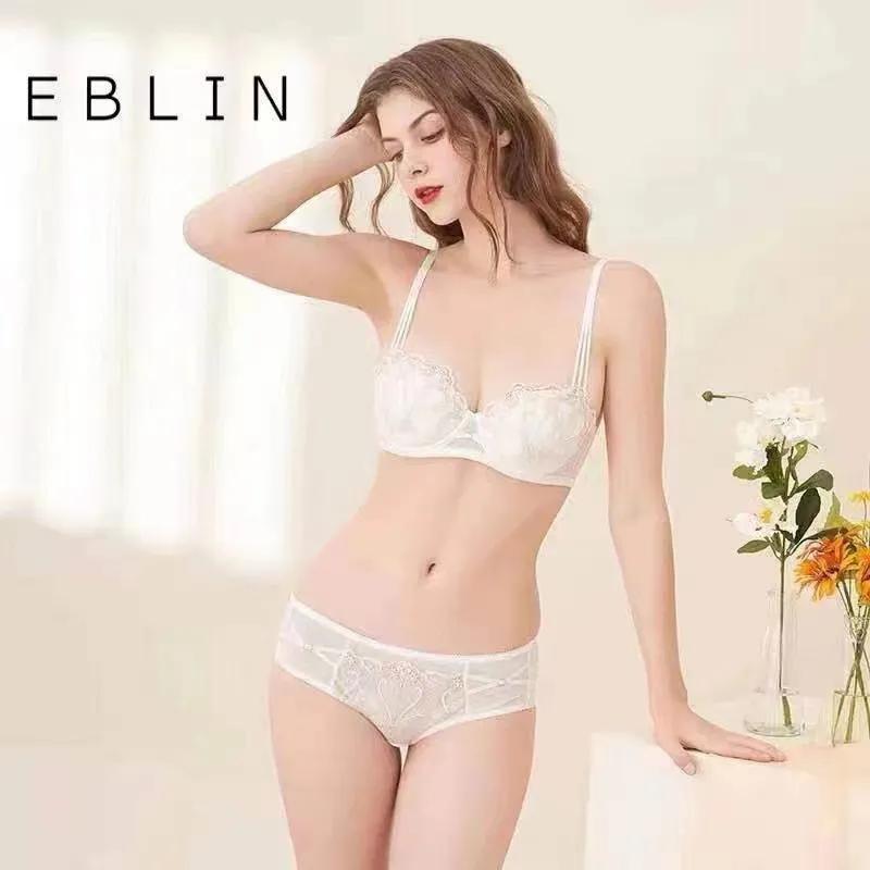 女神驾到世纪新都！WOWOMEN·一起致敬她时代