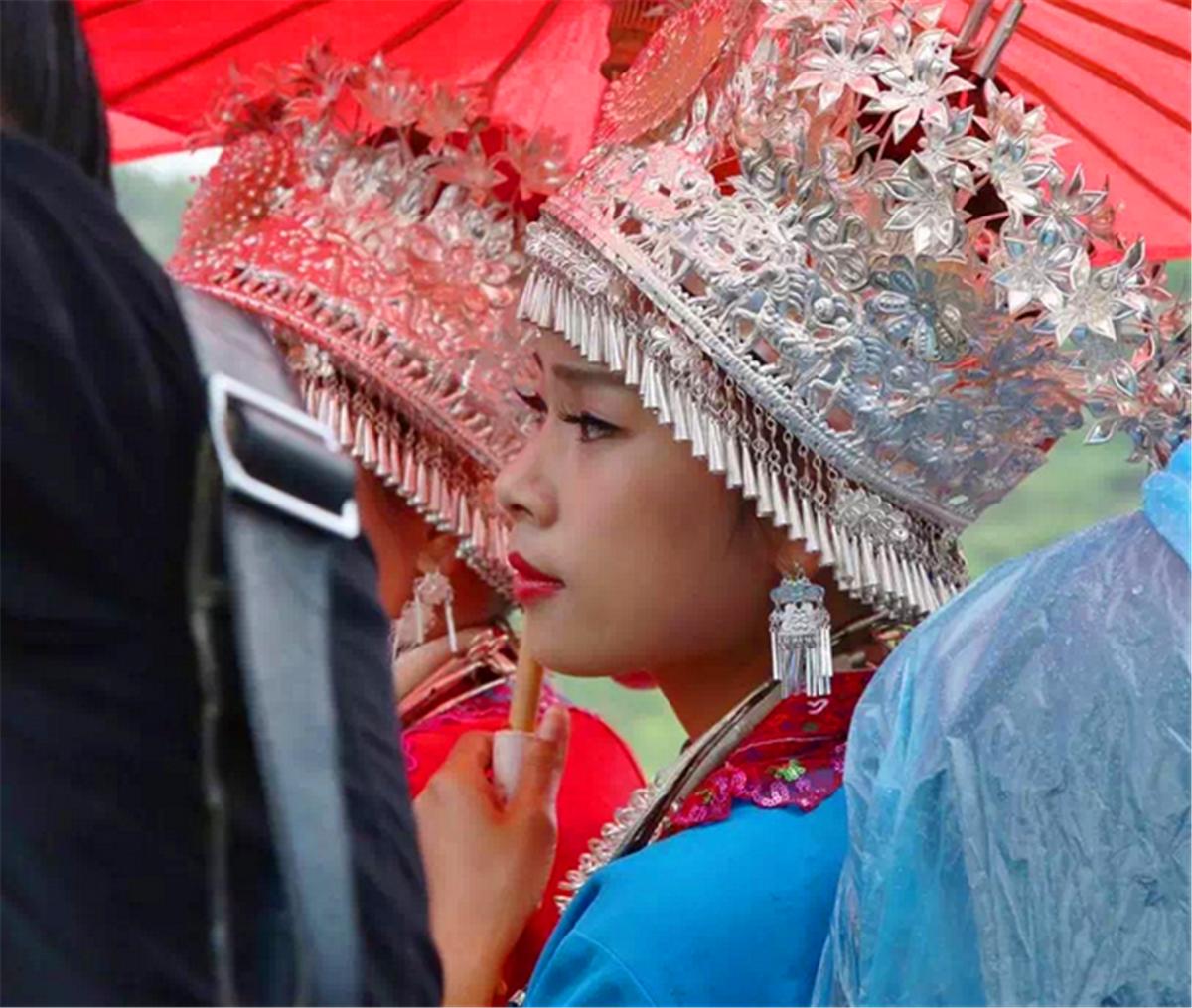 苗族的传统节日花生节,七月苗族节日