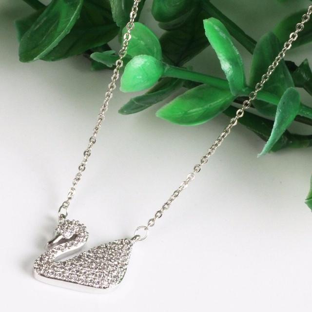 施华洛世奇天鹅项链怎么查询真假,施华洛世奇天鹅项链材质是银吗