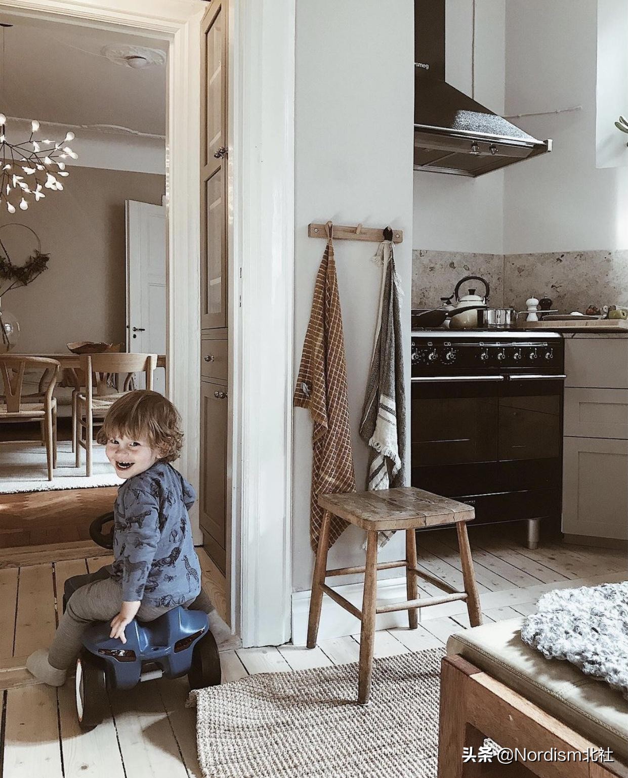 《空间》第46期：在瑞典老公寓里，认真拥抱生活