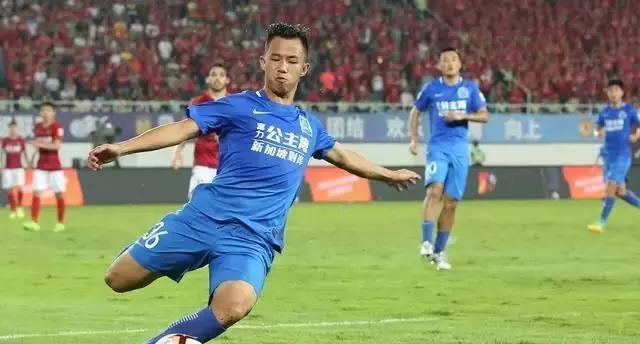 富力黄政宇试训英超无疾而终劳工证法则知多少？