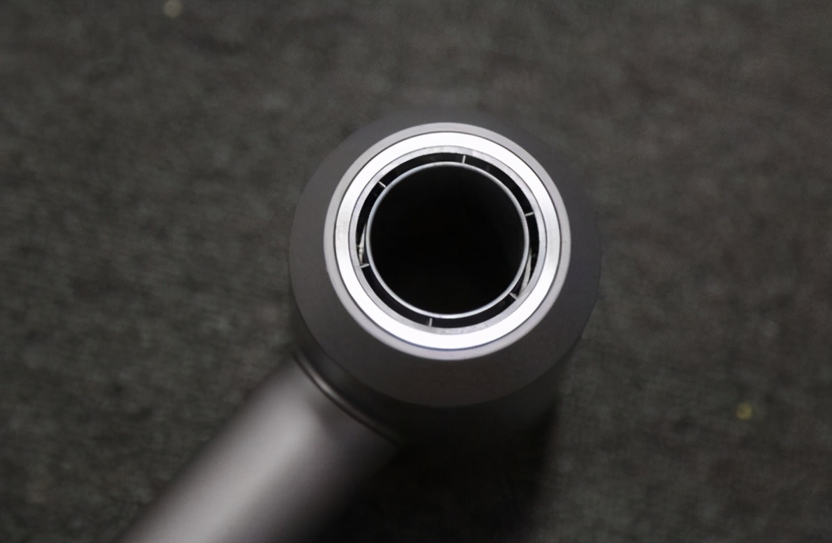 戴森松下飞利浦吹风机优劣对比,戴森和松下吹风机和飞利浦哪个好