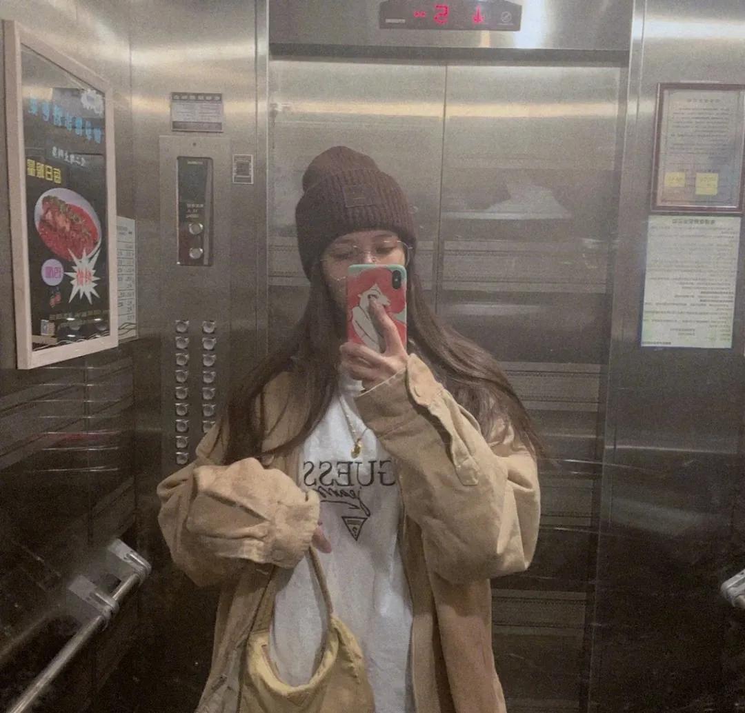 想要自拍可以弄什么动作,想自拍怎么拍好看呢