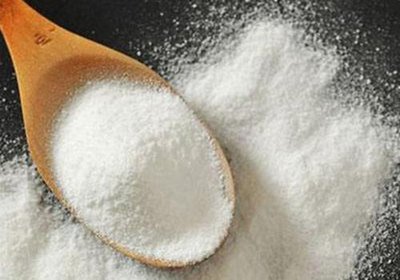 头发老是出油怎么改善学生,头发经常出油怎么治