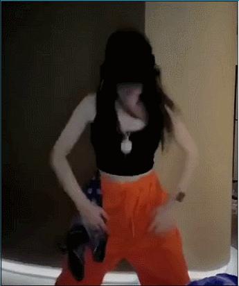 李小璐最新自拍秀小蛮腰,李小璐热舞大秀小蛮腰