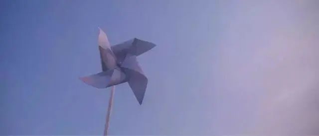 走太急痛的是脚想太多累的是心,走太多脚累想太多心累