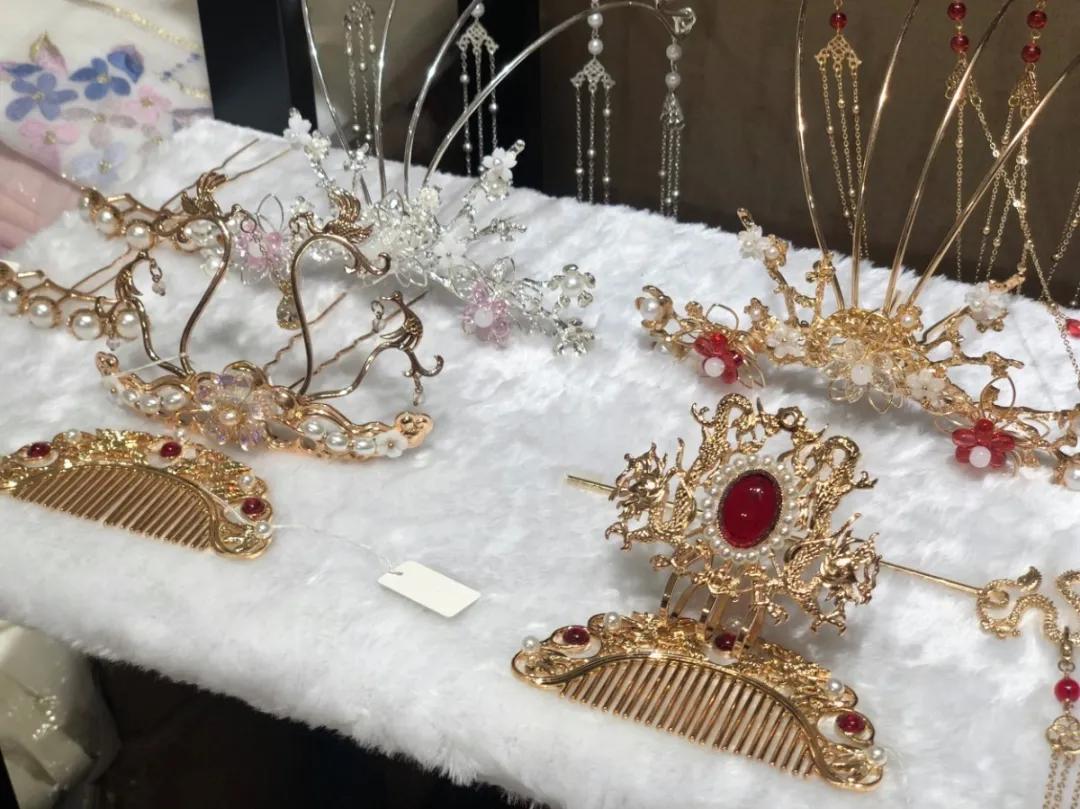 汉服jk洛丽塔,南京汉服洛丽塔实体店