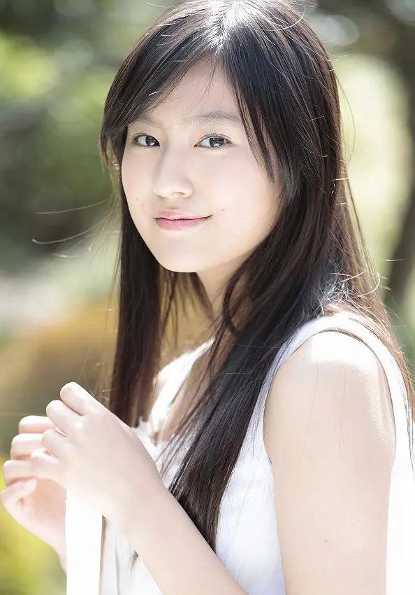 恒松佑里,日本版刘亦菲,肤白貌美潜力*优女**,主演《全裸导演2》