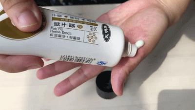 冬天脚后跟干裂用什么润脚霜,润足脚后跟干裂修复霜