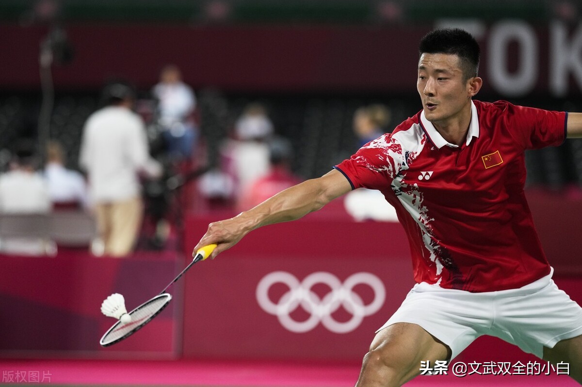 没有对比就没有伤害中国李宁,2020年东京奥运会国羽队服