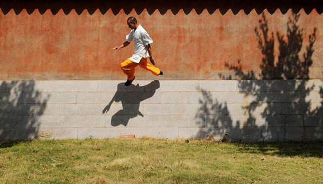 释理亮飞檐走壁轻功视频,释理亮轻功全部视频