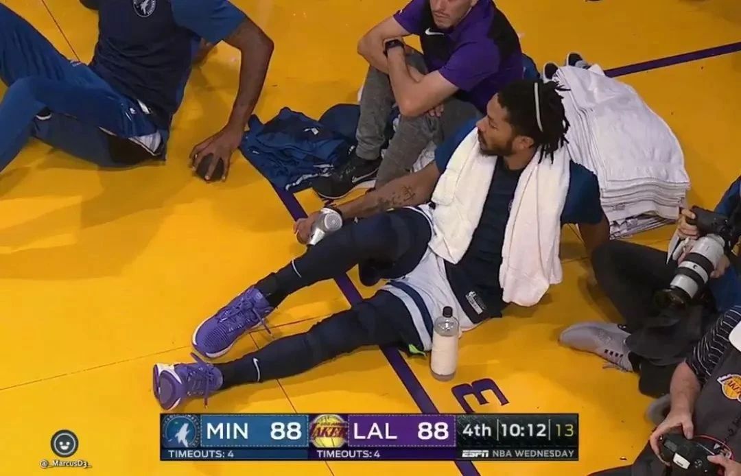 运动过度肌肉酸痛冷敷还是热敷,运动过度导致肌肉拉伤怎么恢复