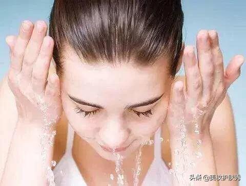 收缩毛孔的最好方法最简单的,收缩毛孔真正有效的方法