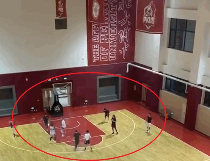 李现打篮球瞬间,两大顶流男神