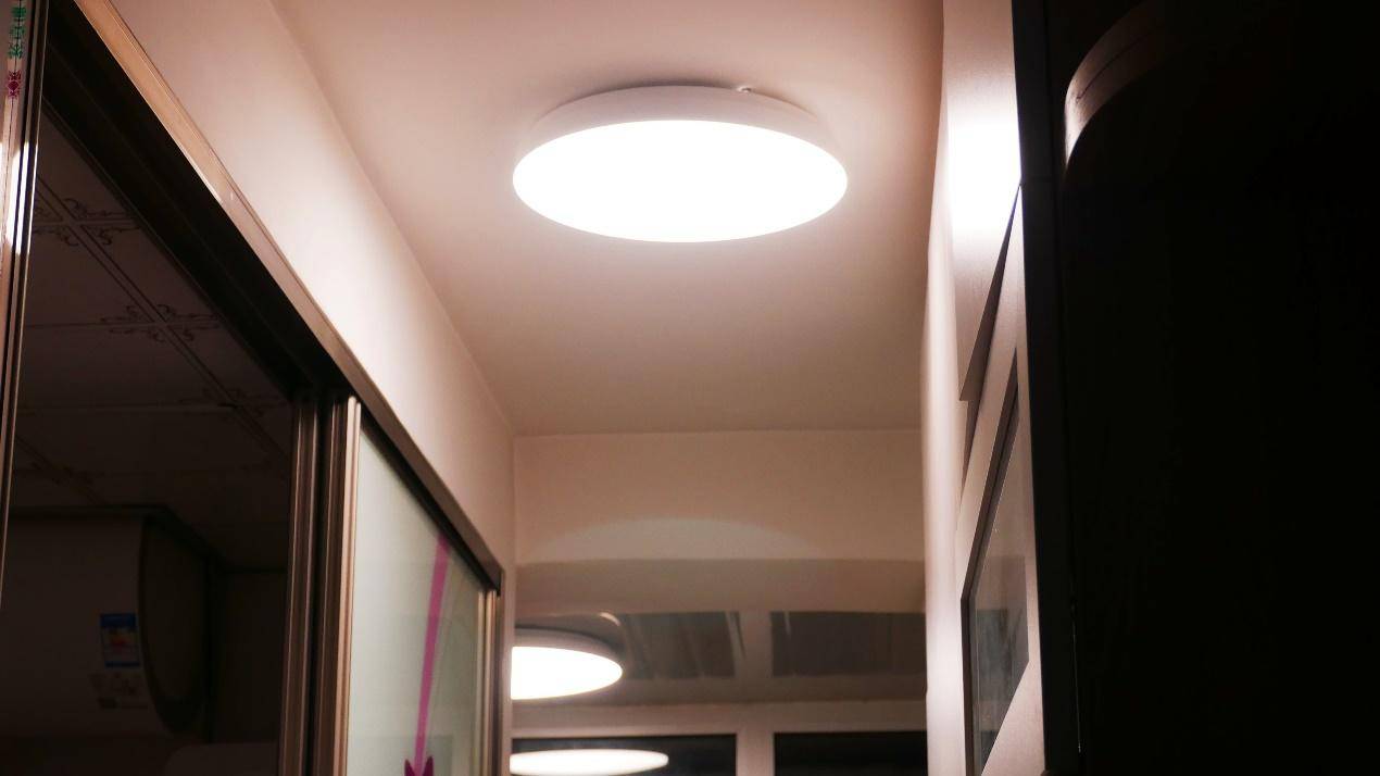 客厅安8个小米智能灯泡,小米筒灯装客厅够亮吗