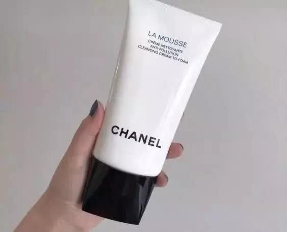 8款洗面奶谁用谁踩雷,这三款洗面奶被列入烂脸黑名单