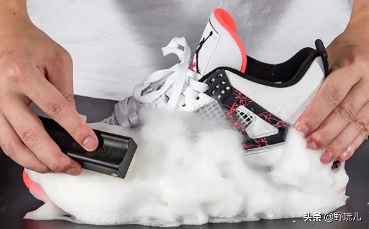 徒步鞋保养视频教程,最佳防水徒步鞋