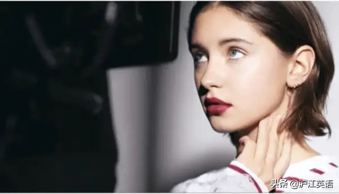 裘德洛颜值巅峰照片,裘德洛颜值巅峰年龄